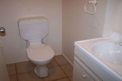 Photo of property in 42 Matterhorn Crescent, Northpark, Auckland, 2013