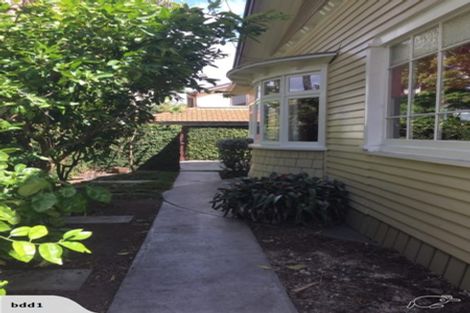 Photo of property in 11 Norwood Road, Bayswater, Auckland, 0622