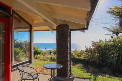 Photo of property in 22 Stanton Crescent, Karoro, Greymouth, 7805