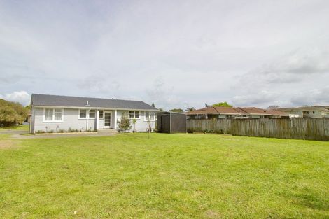 Photo of property in 57 Chingford Close, Mangere, Auckland, 2022