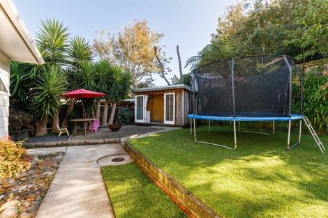 Photo of property in 6a Shaldon Crescent, Blagdon, New Plymouth, 4310