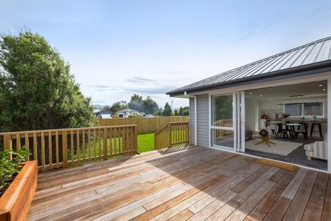 Photo of property in 3 Macrocarpa Lane, Carterton, 5713