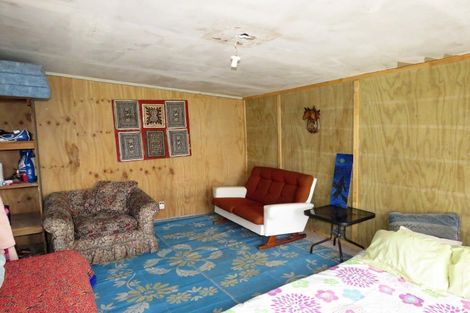 Photo of property in 4 Forbes Street, Westport, 7825