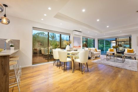 Photo of property in 7 Kaimai Avenue, Massey, Auckland, 0614