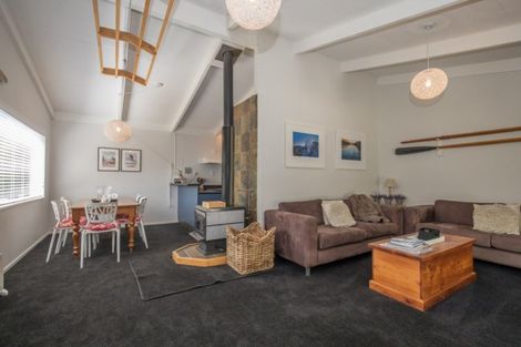 Photo of property in 206 Stone Street, Wanaka, 9305