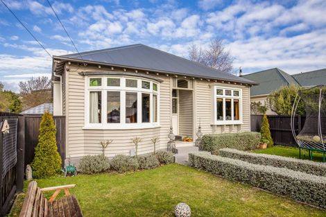 Photo of property in 1/28 Corson Avenue, Beckenham, Christchurch, 8023