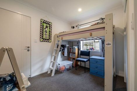 Photo of property in 6 Silkwood Place, Fitzherbert, Palmerston North, 4410