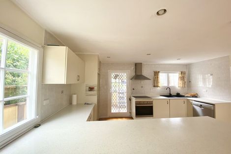 Photo of property in 60 Makora Road, Massey, Auckland, 0614