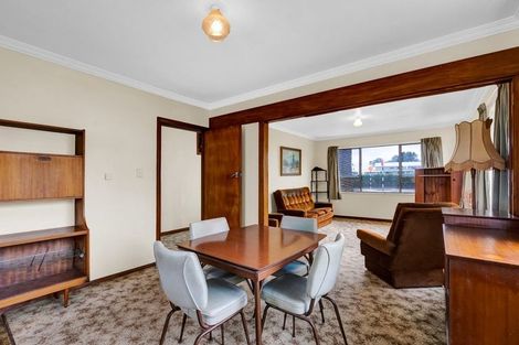 Photo of property in 80 Gisborne Terrace, Opunake, 4616