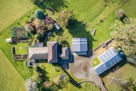 Photo of property in 1365 Colyton Road, Ashhurst, Palmerston North, 4470