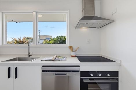 Photo of property in 1/17 Lake Terrace Road, Burwood, Christchurch, 8061