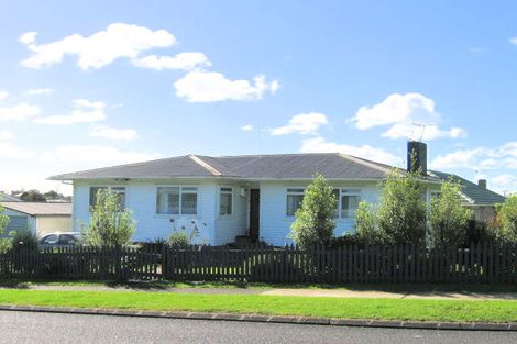 Photo of property in 30 Sandbrook Avenue, Otara, Auckland, 2023