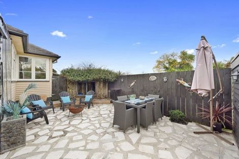 Photo of property in 7 Armitage Place, Fairfield, Hamilton, 3214