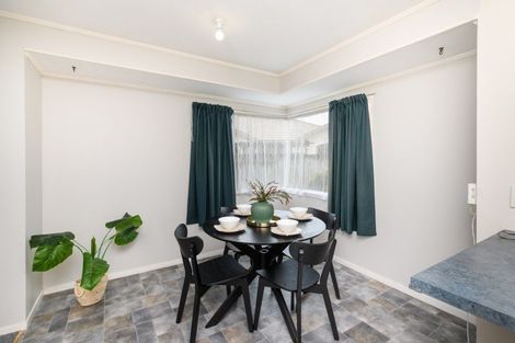 Photo of property in 31 Lydia Place, Kelvin Grove, Palmerston North, 4414