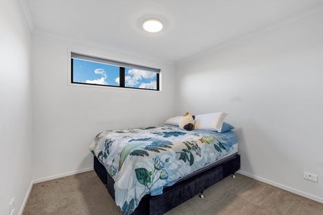 Photo of property in 10/90 Swaffield Road, Papatoetoe, Auckland, 2025