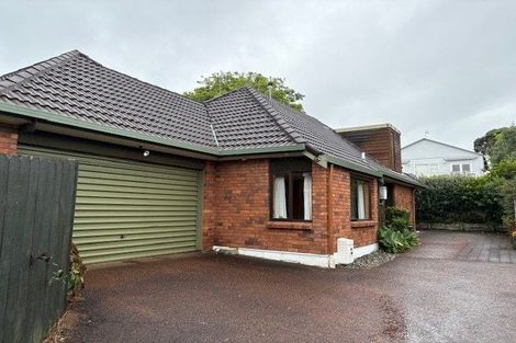 Photo of property in 2/8 Jutland Road, Hauraki, Auckland, 0622