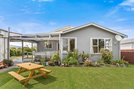 Photo of property in 79 Brougham Street, Westport, 7825