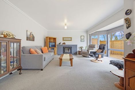 Photo of property in 17 Byron Street, Leamington, Cambridge, 3432