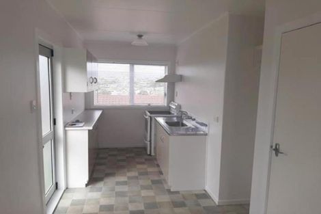 Photo of property in 11 Scott Street, Moturoa, New Plymouth, 4310