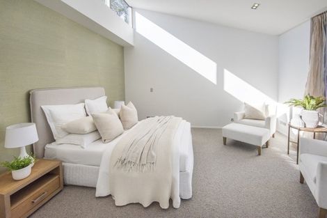 Photo of property in 53a Stanley Point Road, Stanley Point, Auckland, 0624