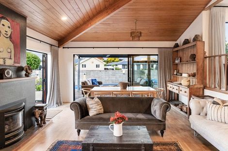 Photo of property in 112 Dickson Road, Papamoa Beach, Papamoa, 3118