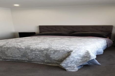 Photo of property in 2/45 Rawhiti Road, One Tree Hill, Auckland, 1061