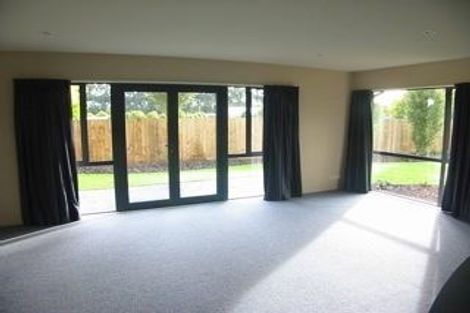 Photo of property in 4 Springwater Avenue, Northwood, Christchurch, 8051