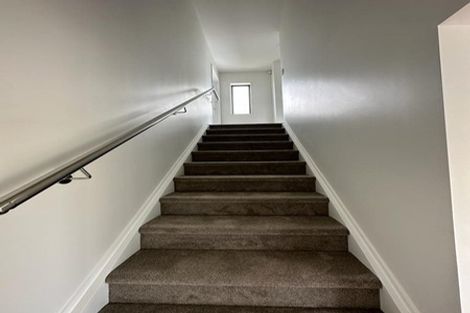 Photo of property in 1 Rice Crescent, Papakura, 2110