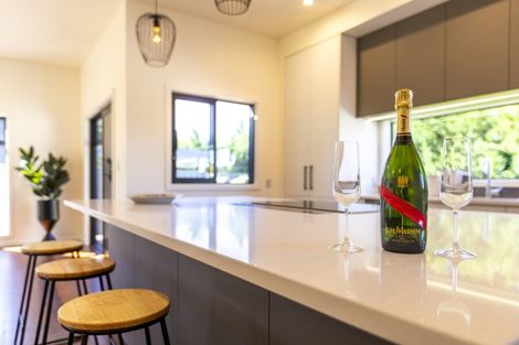 Photo of property in 9 Arabella Way, Waipukurau, 4200