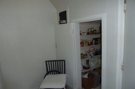 Photo of property in 10 Levy Street, Mount Victoria, Wellington, 6011