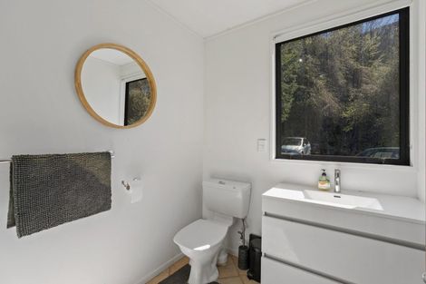 Photo of property in 8b Cresta Lane, Frankton, Queenstown, 9300