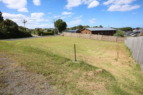 Photo of property in 59 Athenree Road, Athenree, Katikati, 3177