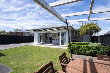Photo of property in 35 Dunster Street, Burnside, Christchurch, 8053