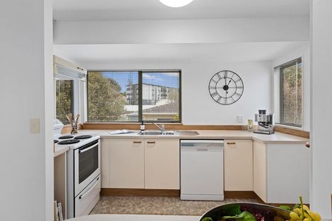 Photo of property in 1/12 Sunnyfield Crescent, Glenfield, Auckland, 0629