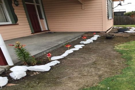 Photo of property in 28 Essex Street, Balclutha, 9230