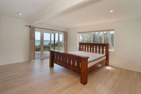 Photo of property in 87 Hadfield Street, Beach Haven, Auckland, 0626