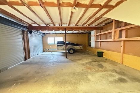 Photo of property in 70 Glencoe Road, Browns Bay, Auckland, 0630