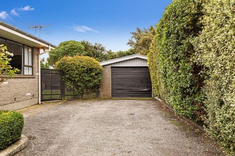 Photo of property in 28 Denise Crescent, Hornby, Christchurch, 8042