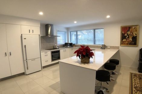 Photo of property in 33 Amsharlo Drive, Kerikeri, 0230