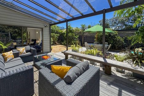 Photo of property in 89a Hebron Road, Waiake, Auckland, 0630