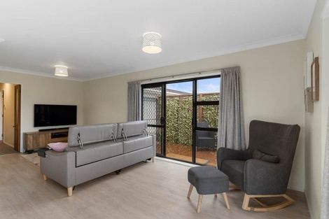 Photo of property in 215a Queen Street, Pukekohe, 2120