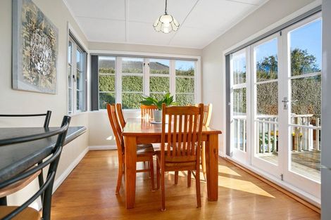 Photo of property in 52 Williams Street, Cambridge, 3434