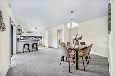 Photo of property in 2/32 Headcorn Place, Botany Downs, Auckland, 2010