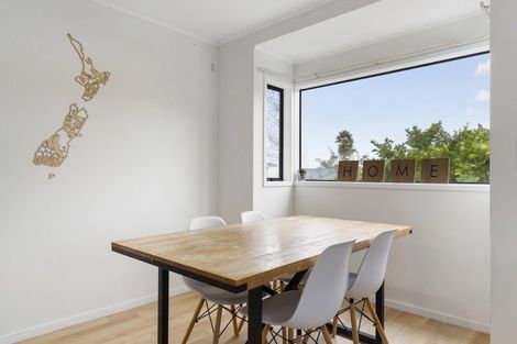 Photo of property in 39 Garton Drive, Massey, Auckland, 0614