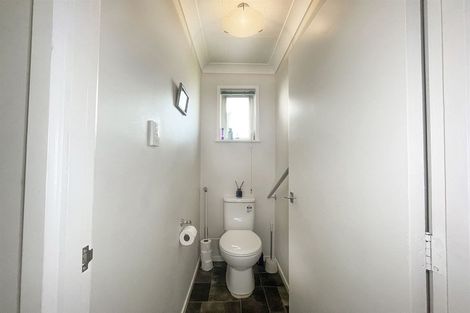 Photo of property in 21 Crampton Place, Manurewa, Auckland, 2102