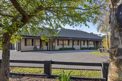 Photo of property in 457 Waitoki Road, Wainui, Silverdale, 0994