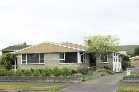 Photo of property in 5 Birkenhead Street, Avonhead, Christchurch, 8042