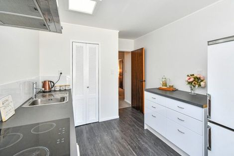 Photo of property in 2/2 Grande Vue Road, Papatoetoe, Auckland, 2025