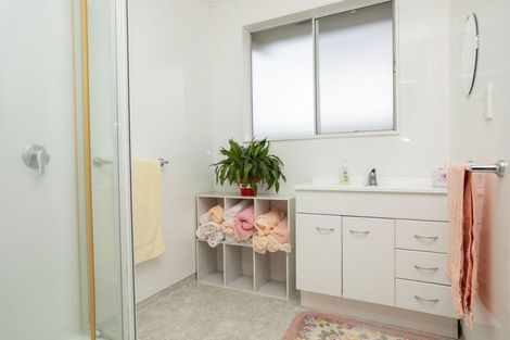 Photo of property in 22 Miller Street, Dannevirke, 4930