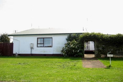 Photo of property in 16 Oxford Road, Springvale, Whanganui, 4501